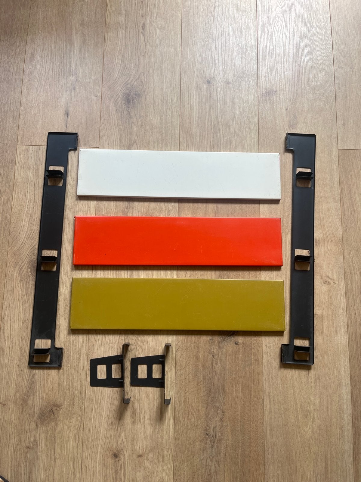 Vintage Tomado wandrek - Jaren '60 design, Huis en Inrichting, Woonaccessoires | Wandplanken en Boekenplanken, Gebruikt, Ophalen of Verzenden