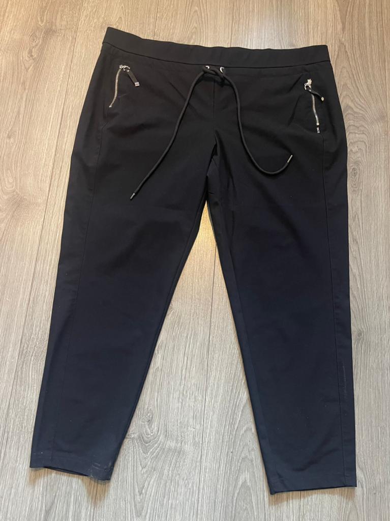 ROBELL zwarte comfy stretch broek maat 50, Ophalen of Verzenden, Zo goed als nieuw, Zwart, Broek of Spijkerbroek
