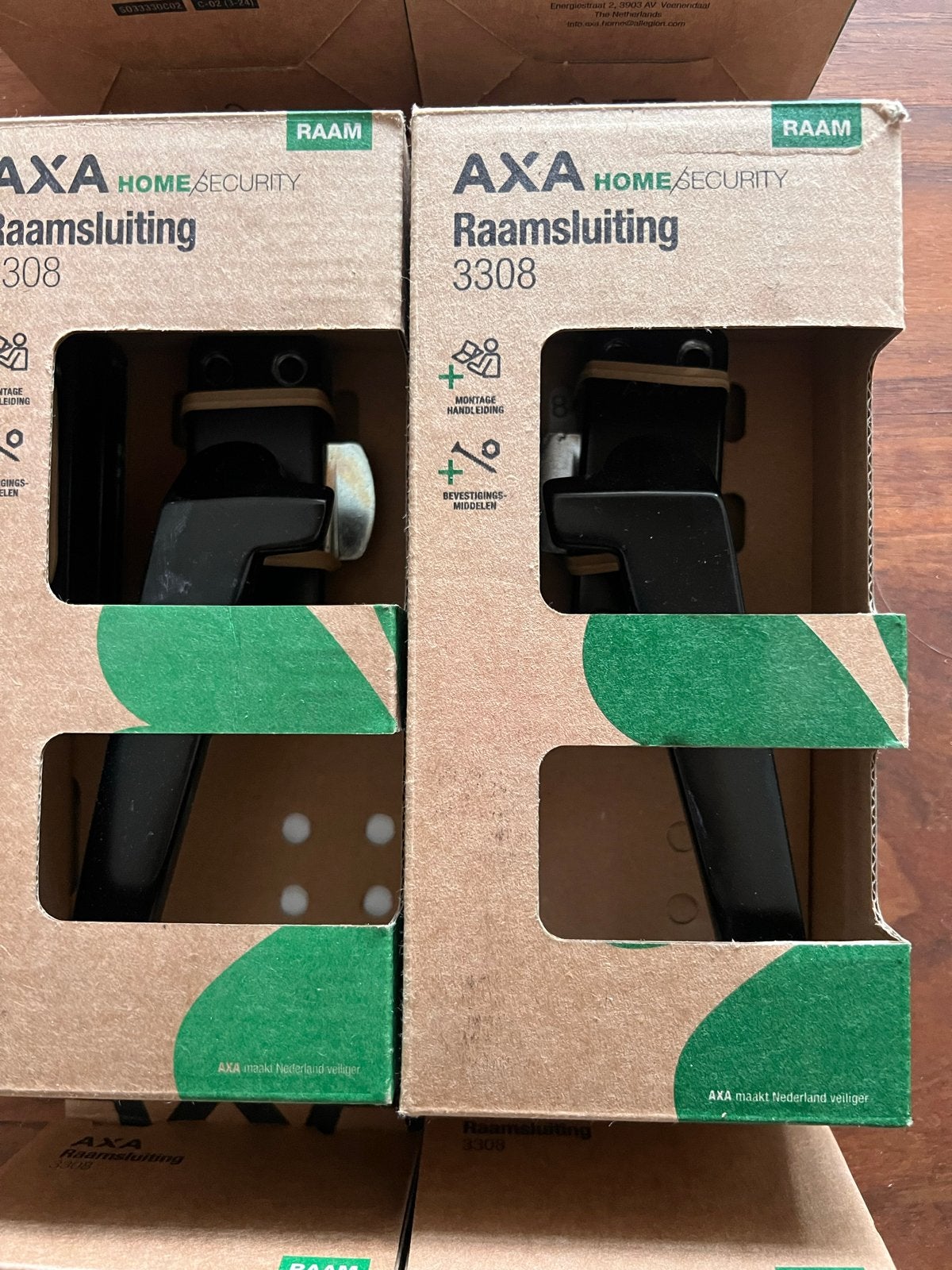 AXA Raamsluiting 3302 - zwart (3x links 3x rechts sluitend), Ophalen of Verzenden, Zo goed als nieuw, Overige materialen, Schuif of Grendel