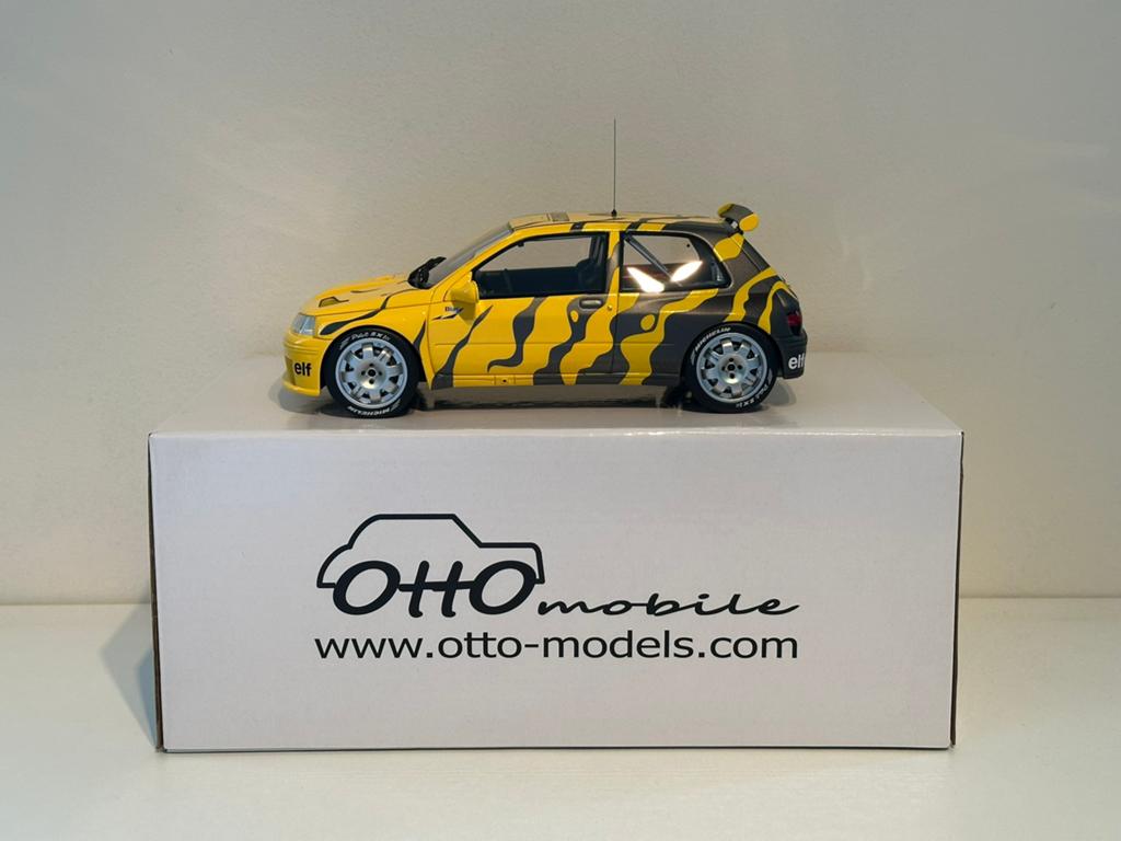 Renault Clio Maxi Rally Sport (1995) | OttOMobile | 1:18, Ophalen of Verzenden, Nieuw, Auto, OttOMobile