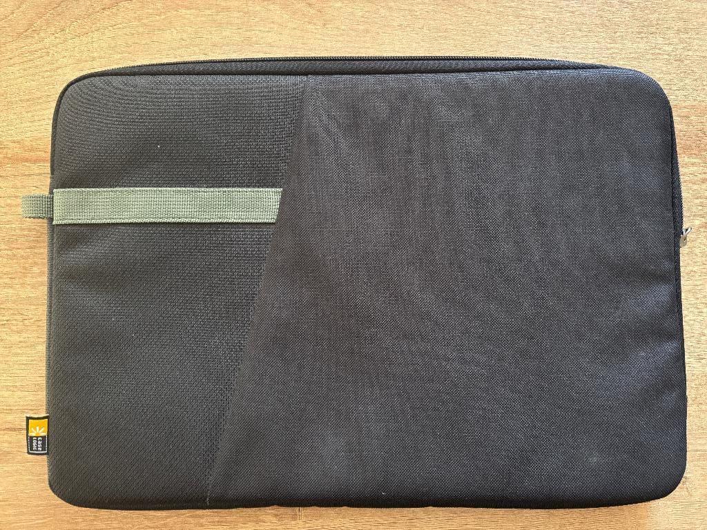 Laptophoes, Computers en Software, Laptophoezen, Ophalen of Verzenden, 15 inch, Gebruikt, Case Logic
