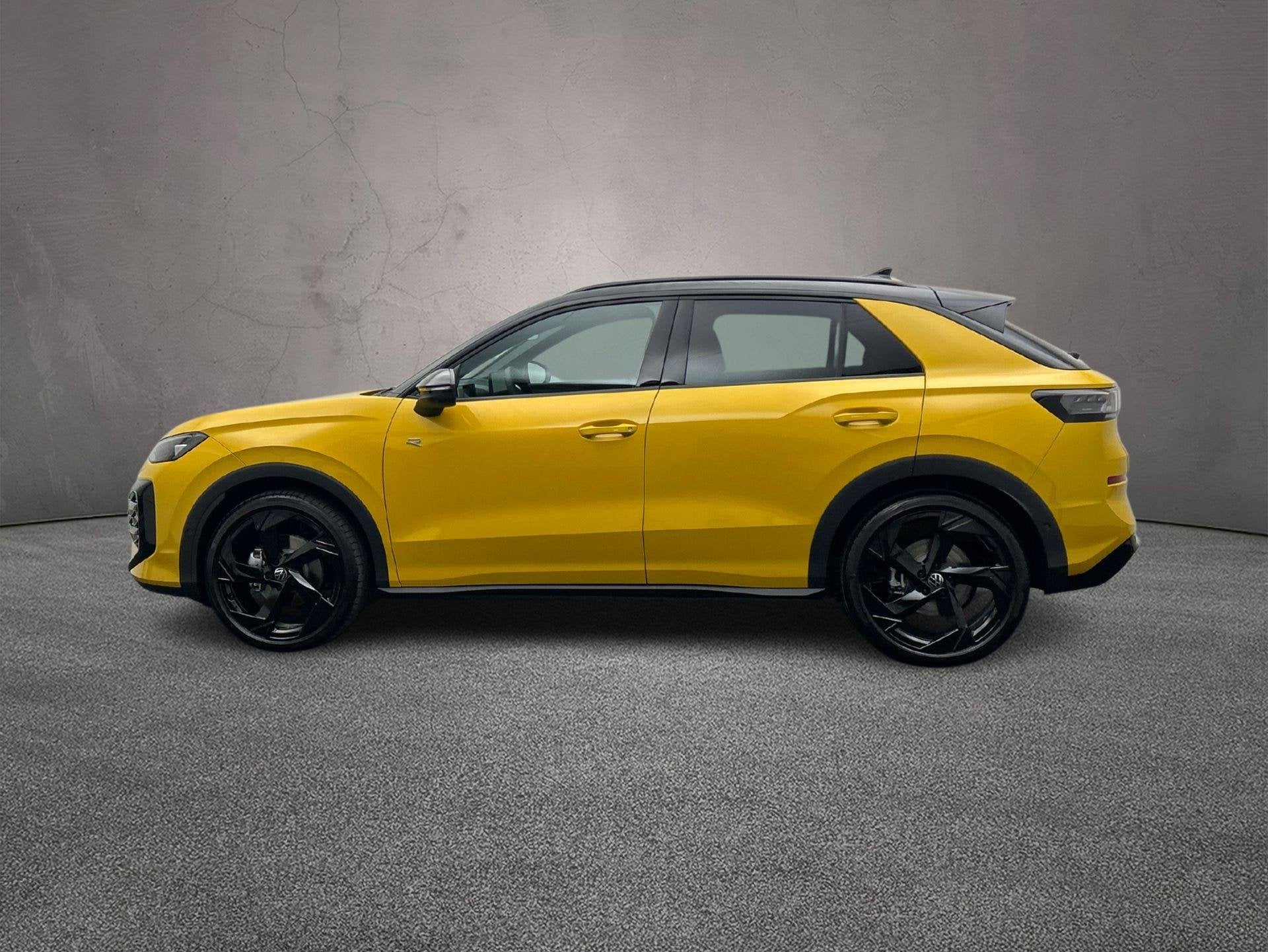 Volkswagen T-Roc R-Line First Edition 1.5 eTSI 150pk DSG Aut, Auto's, Volkswagen, 1374 kg, 730 kg, 1498 cc, Euro 6