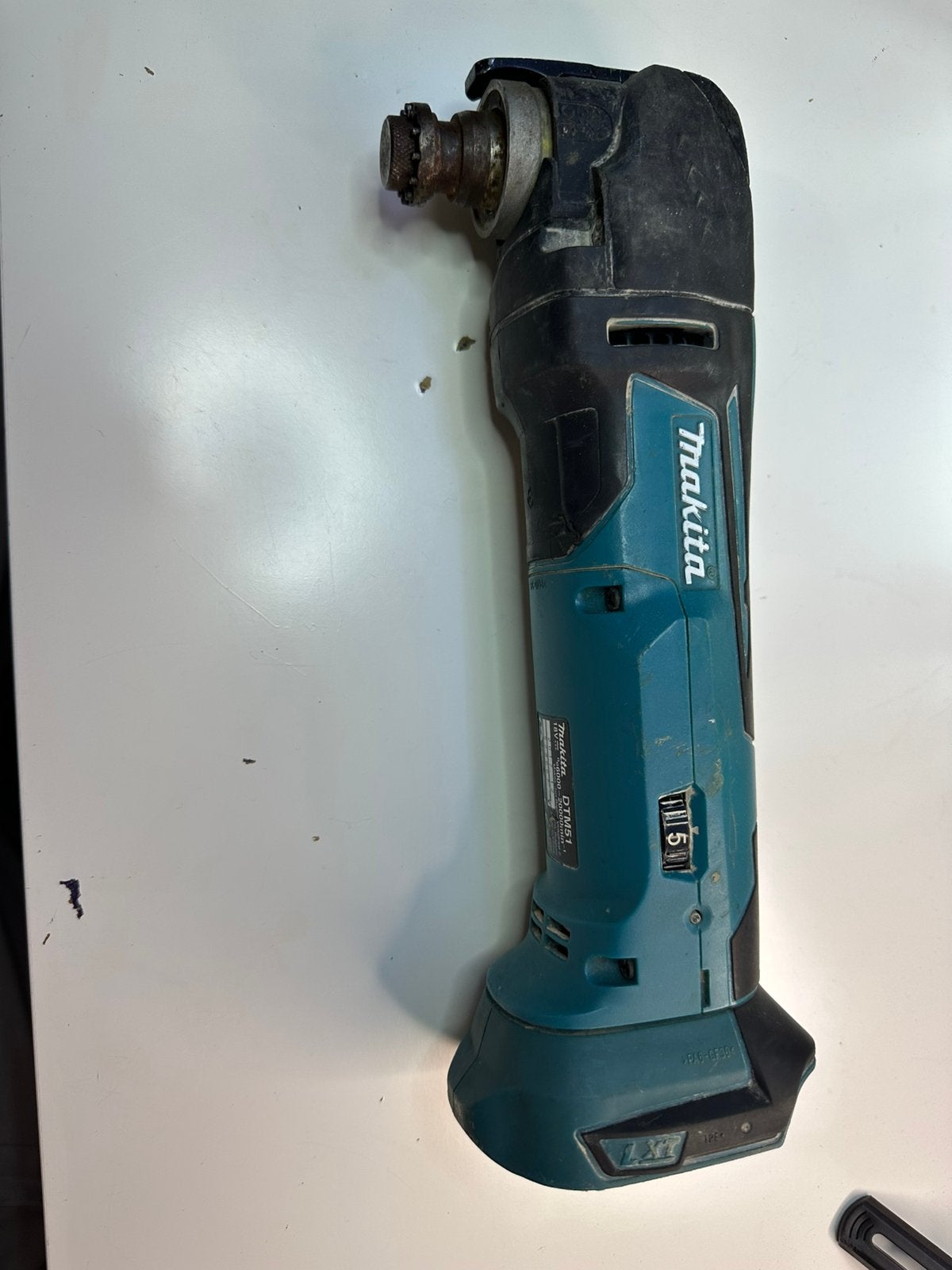 Multitool Makita 18V (DTM51), Ophalen of Verzenden, Zo goed als nieuw, Minder dan 700 watt, Overige typen