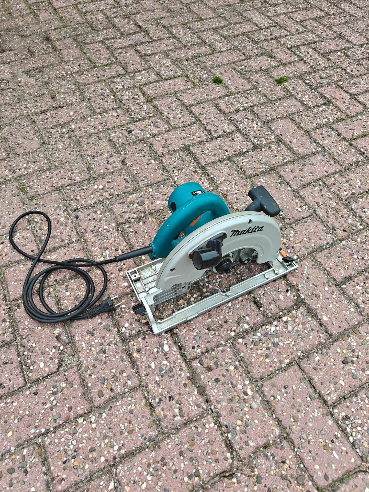 Makita 5903R cirkelzaag, Ophalen, 1200 watt of meer, Cirkelzaag, 70 mm of meer