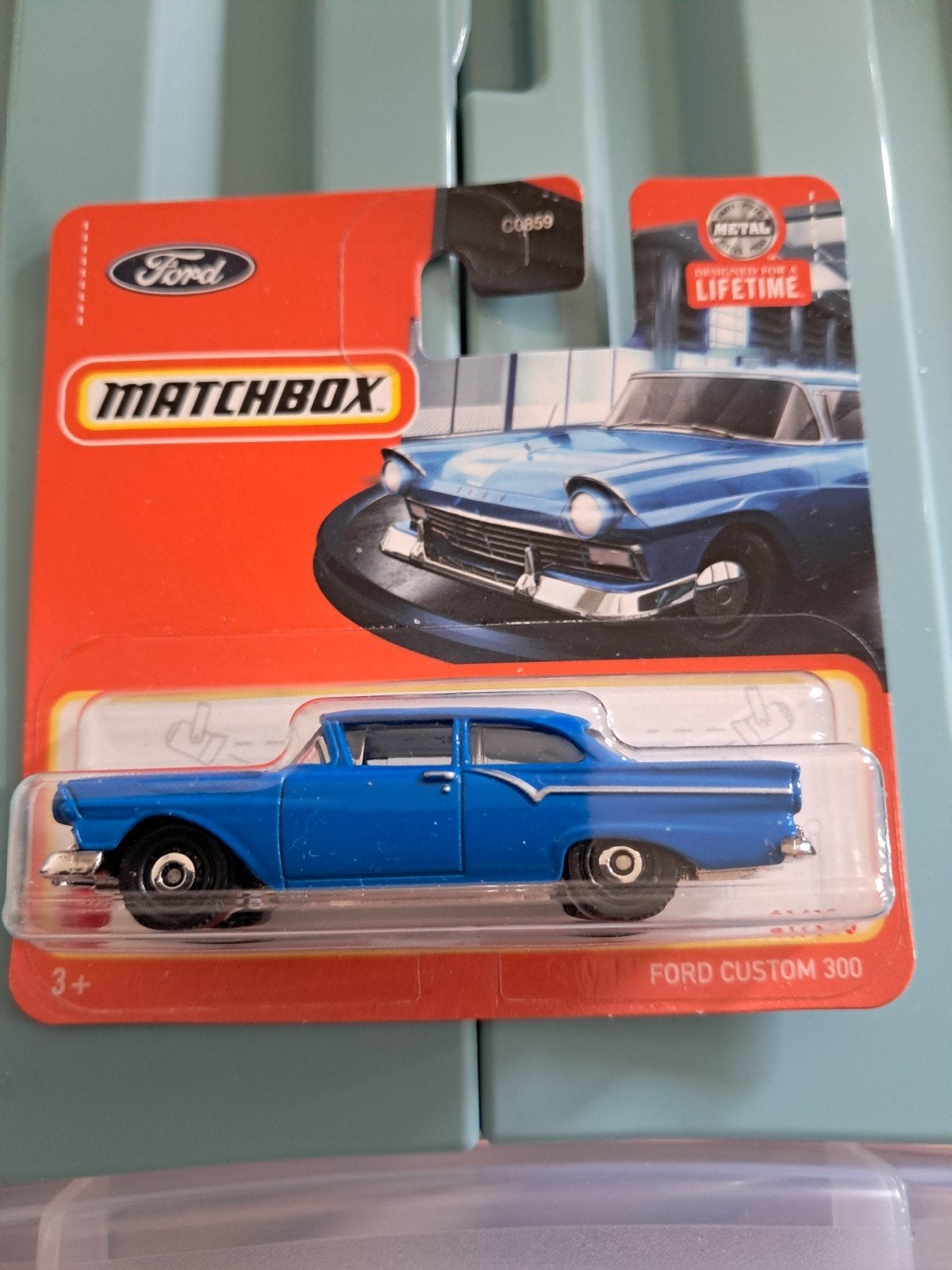 Matchbox Ford Custom 300 blauw nieuw in verpakking, Ophalen of Verzenden, Nieuw, Auto