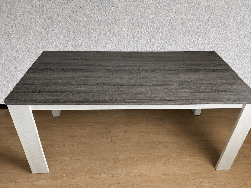 GRATIS AF TE HALEN Eettafel, Huis en Inrichting, Tafels | Eettafels, Ophalen, Overige materialen, Gebruikt, 50 tot 100 cm