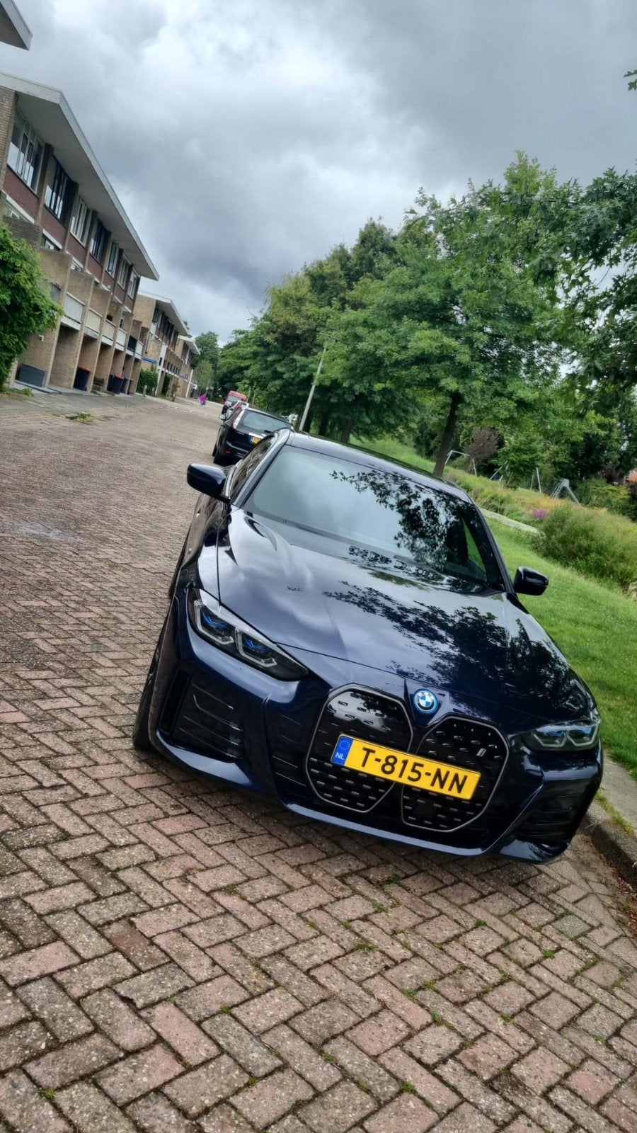BMW i4  40 340pk 2023 Blauw (Financial lease overname), Auto's, Achterwielaandrijving, 32 min, Blauw, 340 pk