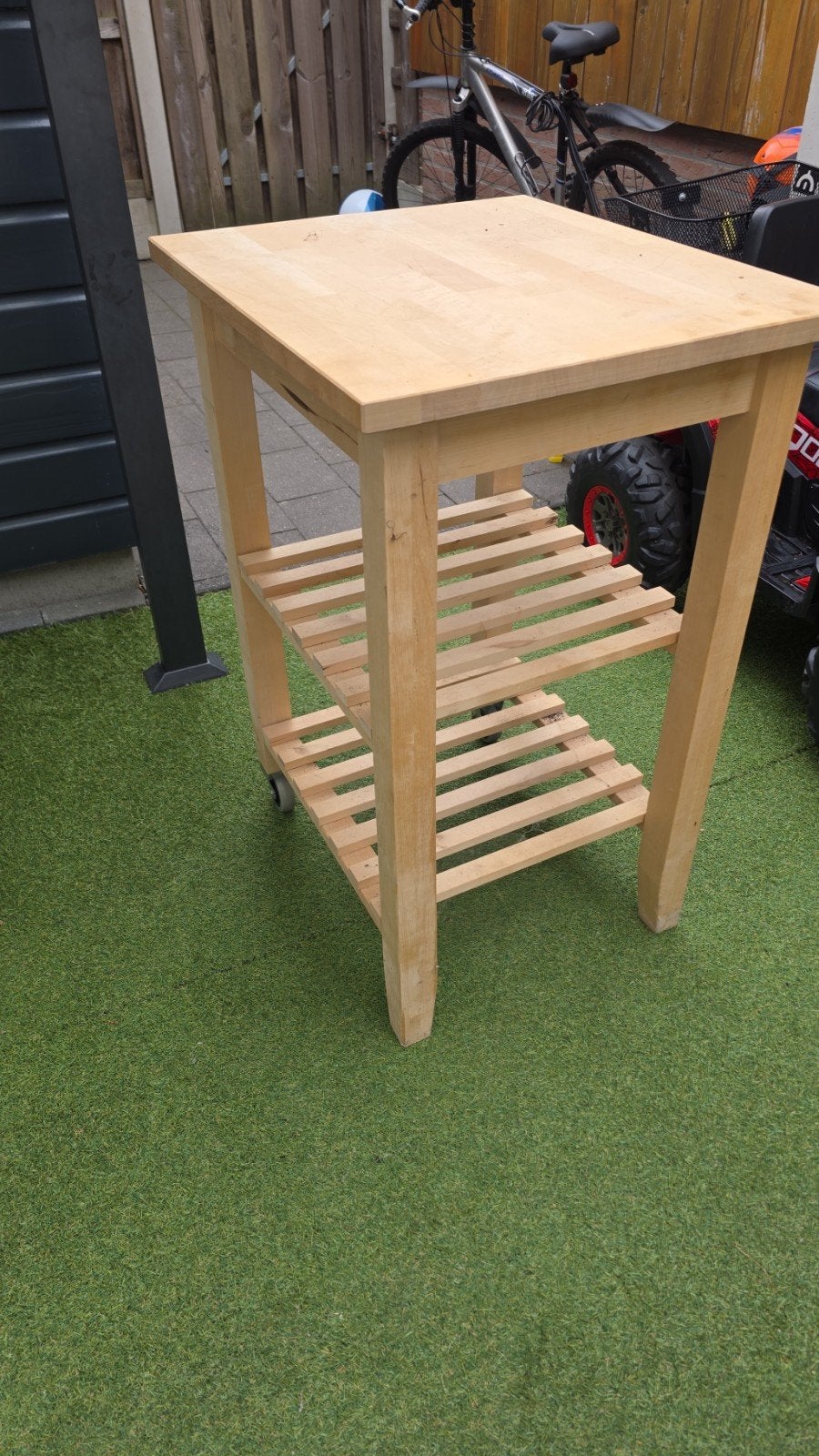 Mooie tavel

Stevige en p, Gebruikt, Minder dan 100 cm, 25 tot 50 cm, 50 tot 100 cm