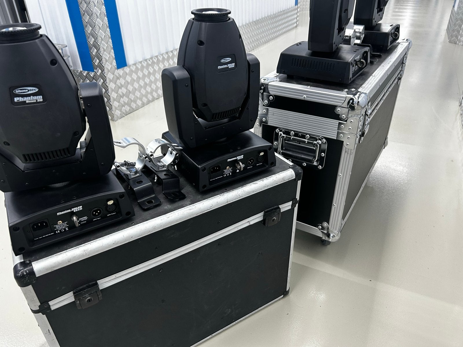 Showtec Phantom 20LED Beam Moving Heads met Flightcase, Ophalen, Gebruikt