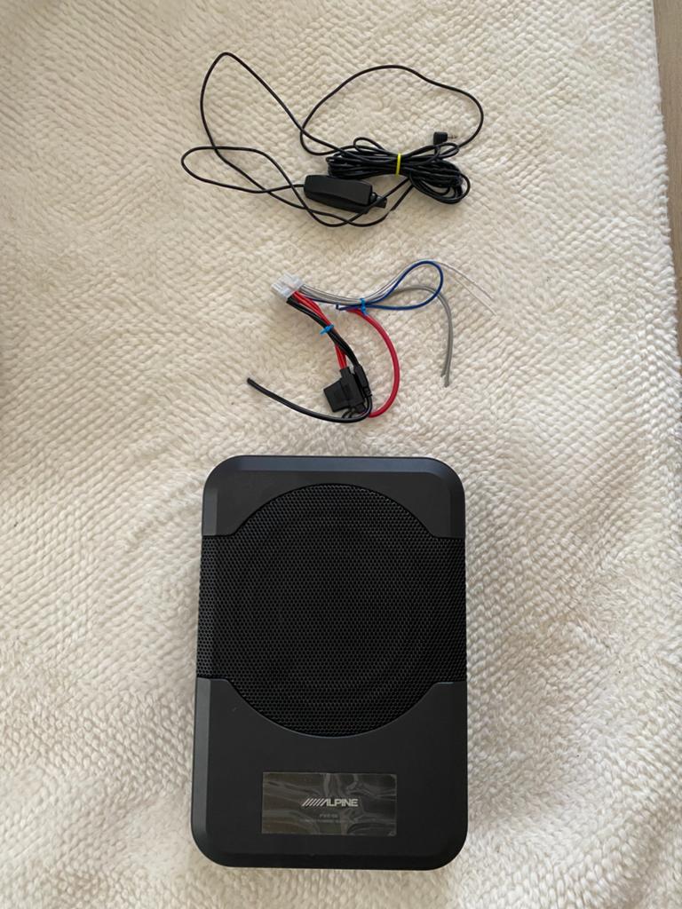 Alpine PWE-S8 underseat subwoofer, Auto diversen, Ophalen of Verzenden, Gebruikt