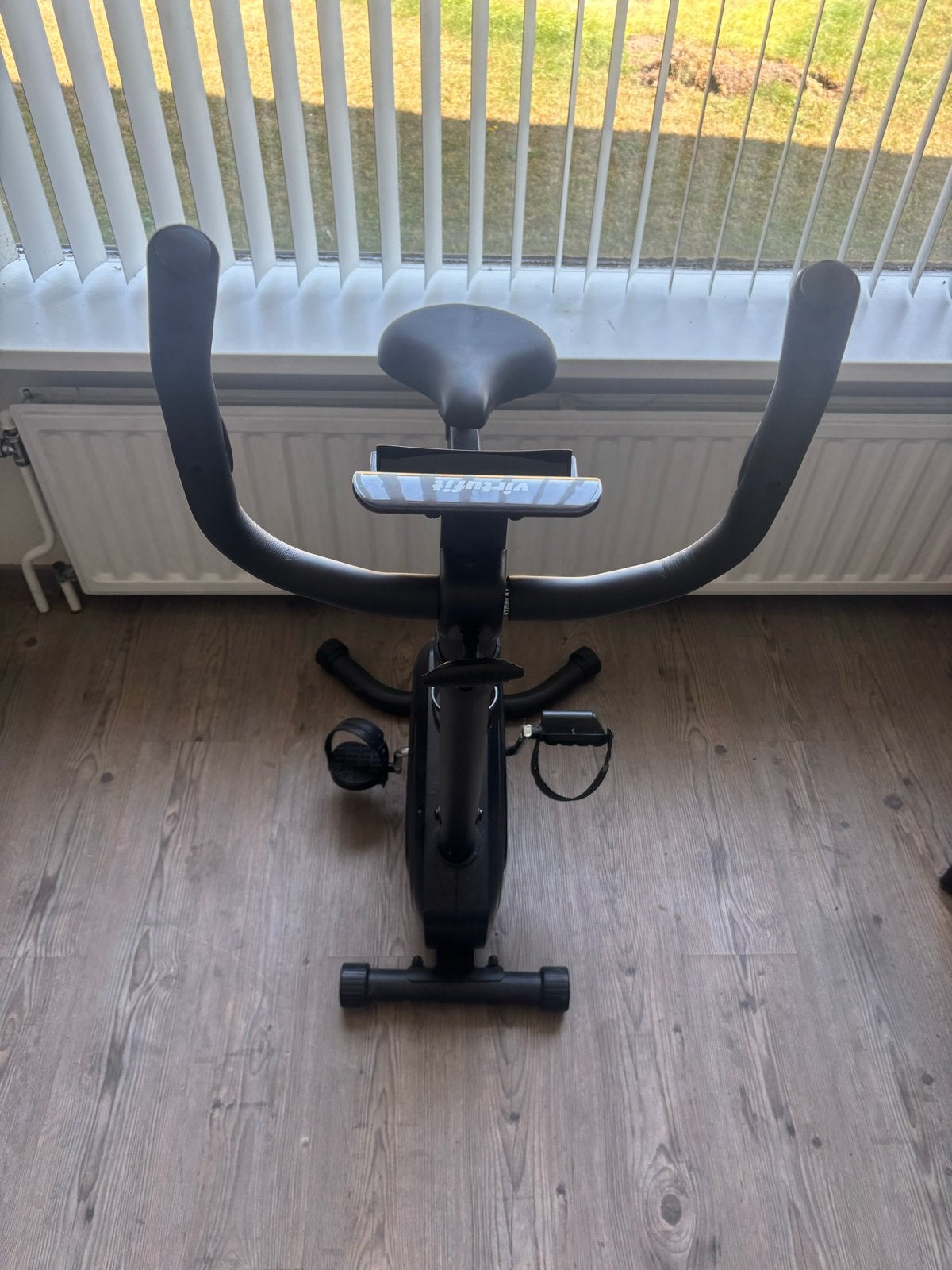 VirtuFit HTR 1.0 Hometrainer - Zo goed als nieuw, Sport en Fitness, Ophalen, Zo goed als nieuw, Metaal, Benen
