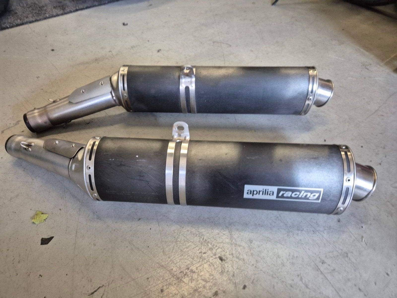 Originele Uitlaatdempers Aprilia RSV1000R / Tuono gen2, Ophalen of Verzenden, Aprilia, Aprilia, Aprilia