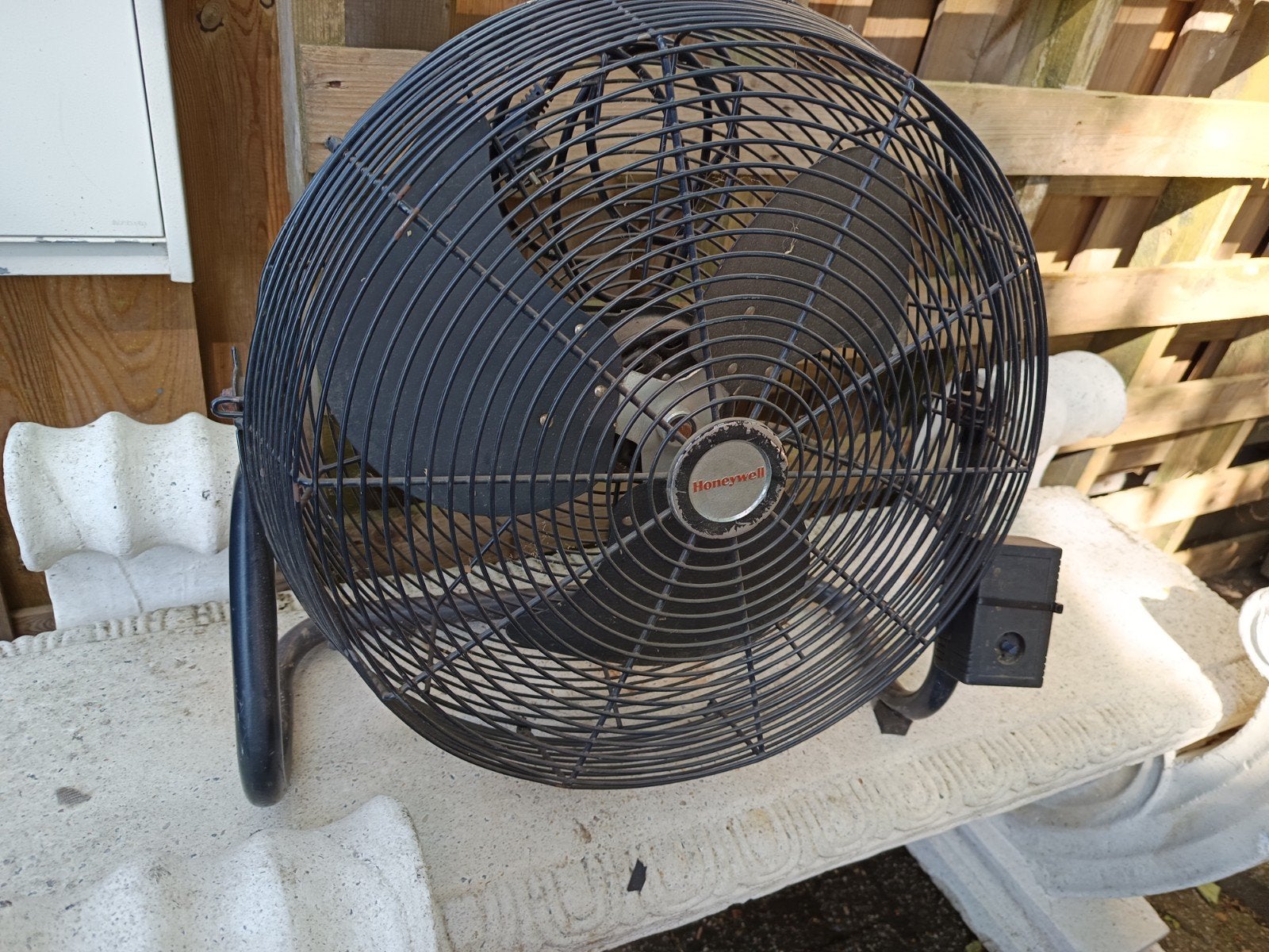 Grote Honeywell Vloerventilator - 50 cm doorsnee, Ophalen