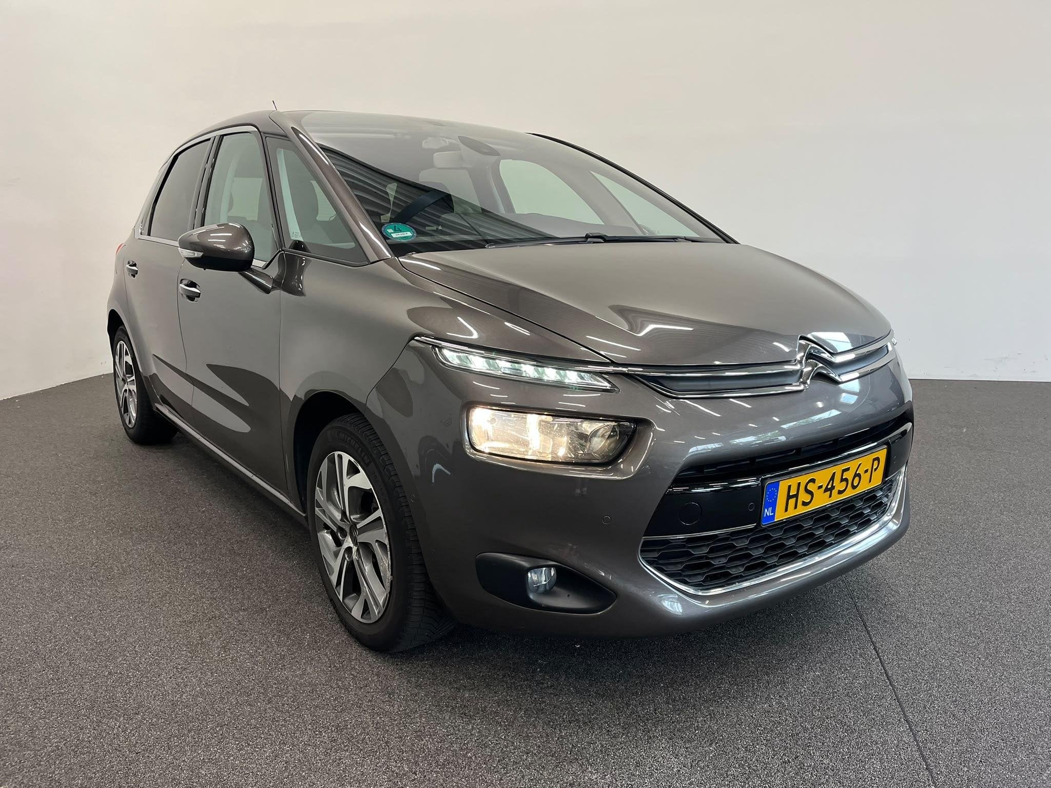 Citroen C4 Picasso 1.2 PureTech Intensive Trekhaak Navigatie, Voorwielaandrijving, Stof, Gebruikt, 1199 cc