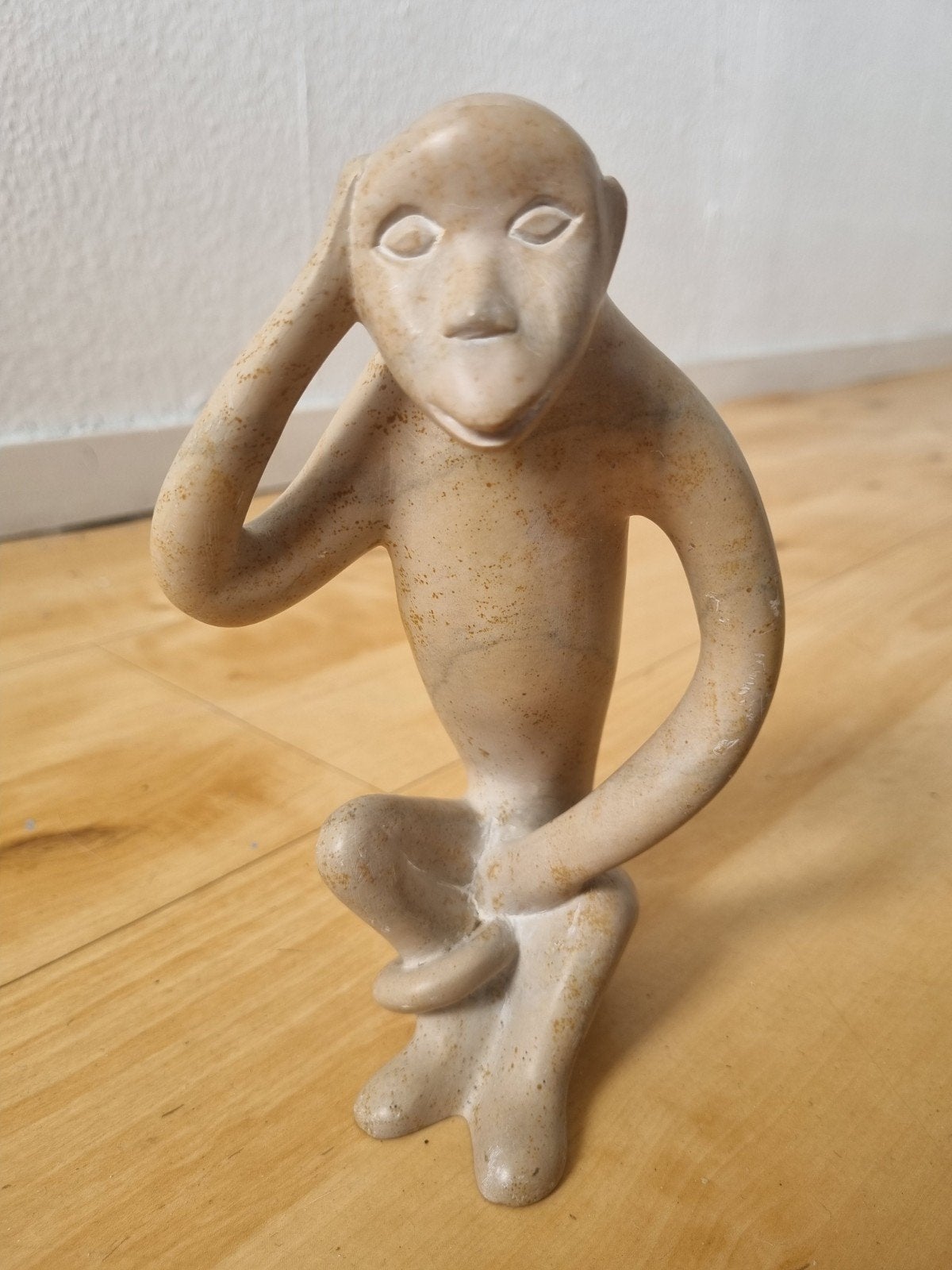 Unieke stenen aap sculptuur - Horen, Zien, Zwijgen, Antiek en Kunst, Minder dan 20 cm, Ophalen of Verzenden, Zoogdier, Steen of Keramiek