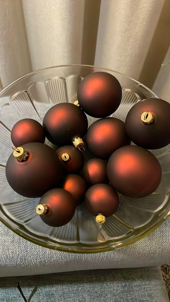 Kerstballen mat bordeaux rood 12 stuks, Diversen, Kerst, Ophalen of Verzenden, Zo goed als nieuw