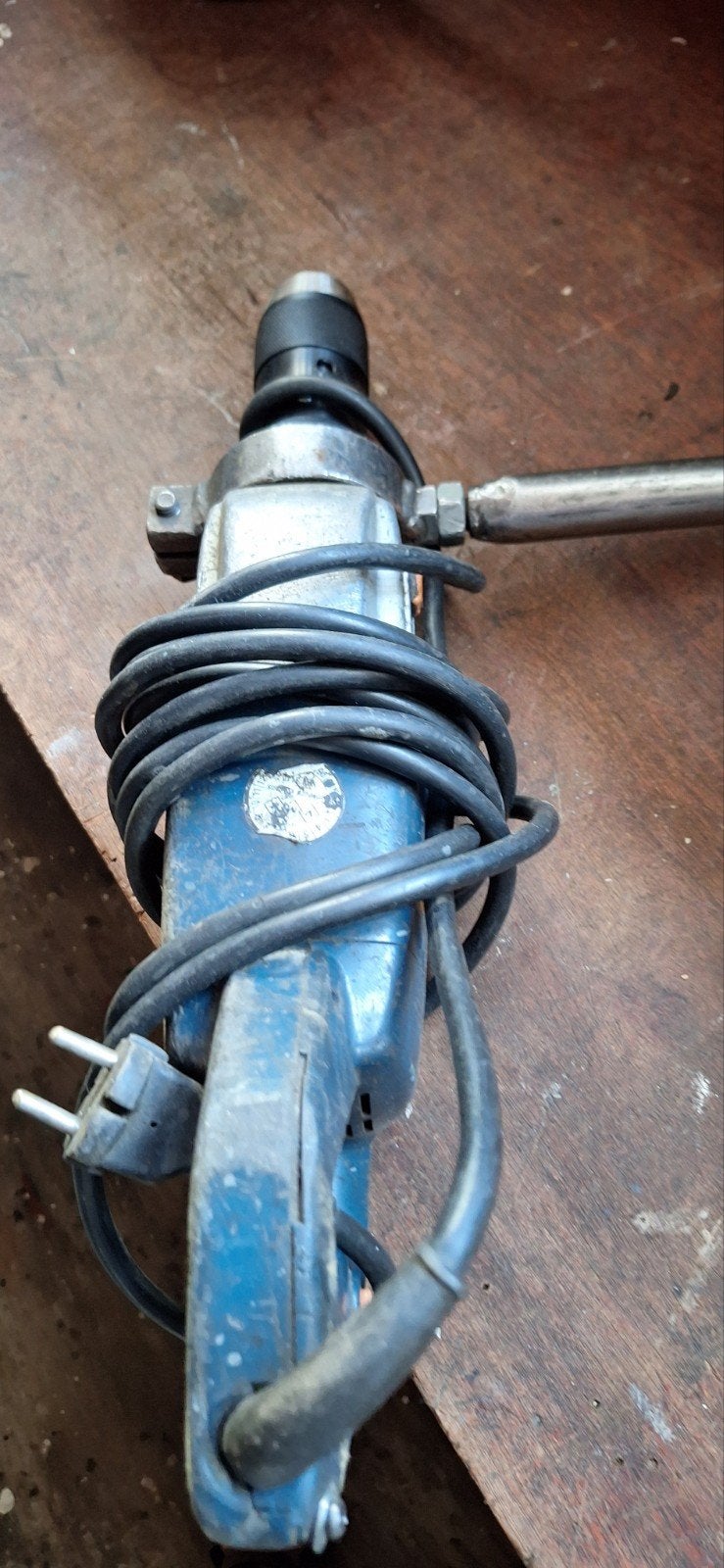 Aeg Boormachine 900W met 2 Snelheden en Nieuwe Boorkop, Ophalen of Verzenden, Gebruikt, 600 watt of meer, Boormachine