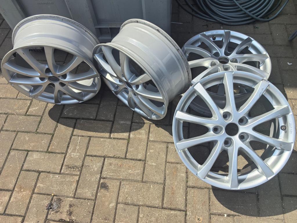 Borbet 5x114.3 7J 17, Auto-onderdelen, Ophalen of Verzenden, Deur