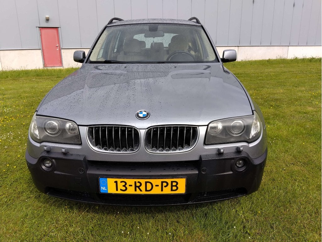 BMW X3 2.5van 1e eigenaar 194T km roestvrij zeer netjes 2005, Automaat, 1800 kg, Beige, Vierwielaandrijving