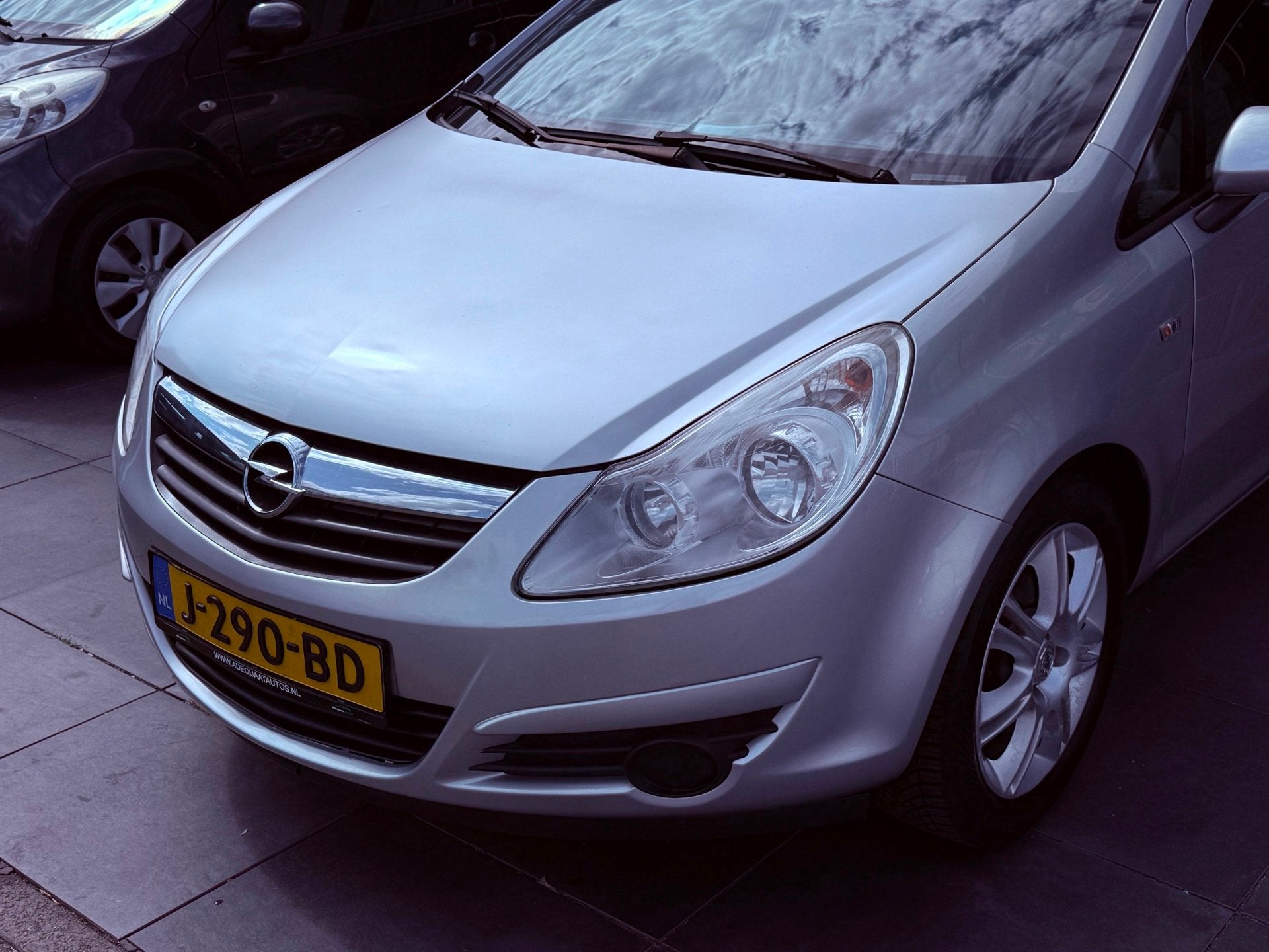 Opel Corsa 1.2-16V Selection|APK|Trekhaak|Airco|5 Deuren, Voorwielaandrijving, Stof, Gebruikt, 4 cilinders