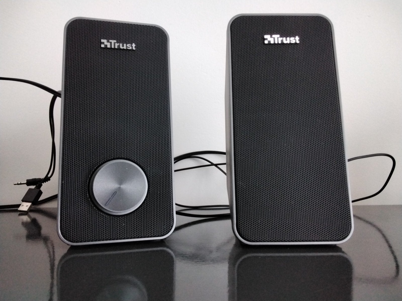 Trust Arys Compact 2.0 speakerboxen voor PC en/of Laptop, Audio, Tv en Foto, Overige merken, Stereo speakers, Inclusief kabels