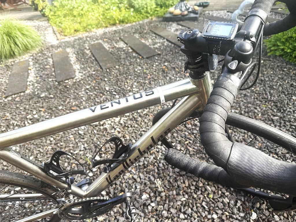 Van Nicholas Ventus Titanium Ultegra Disc  2025, 10 tot 15 versnellingen, Heren, 49 tot 53 cm, Zo goed als nieuw