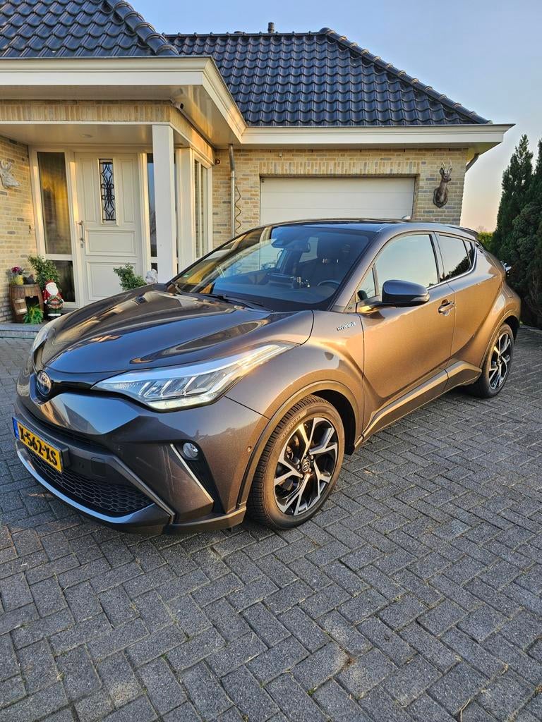 Toyota C-HR 2.0 Hybrid 184pk CVT 2022 antraciet, Auto's, Toyota, 725 kg, 4 cilinders, 23 km/l, 184 pk