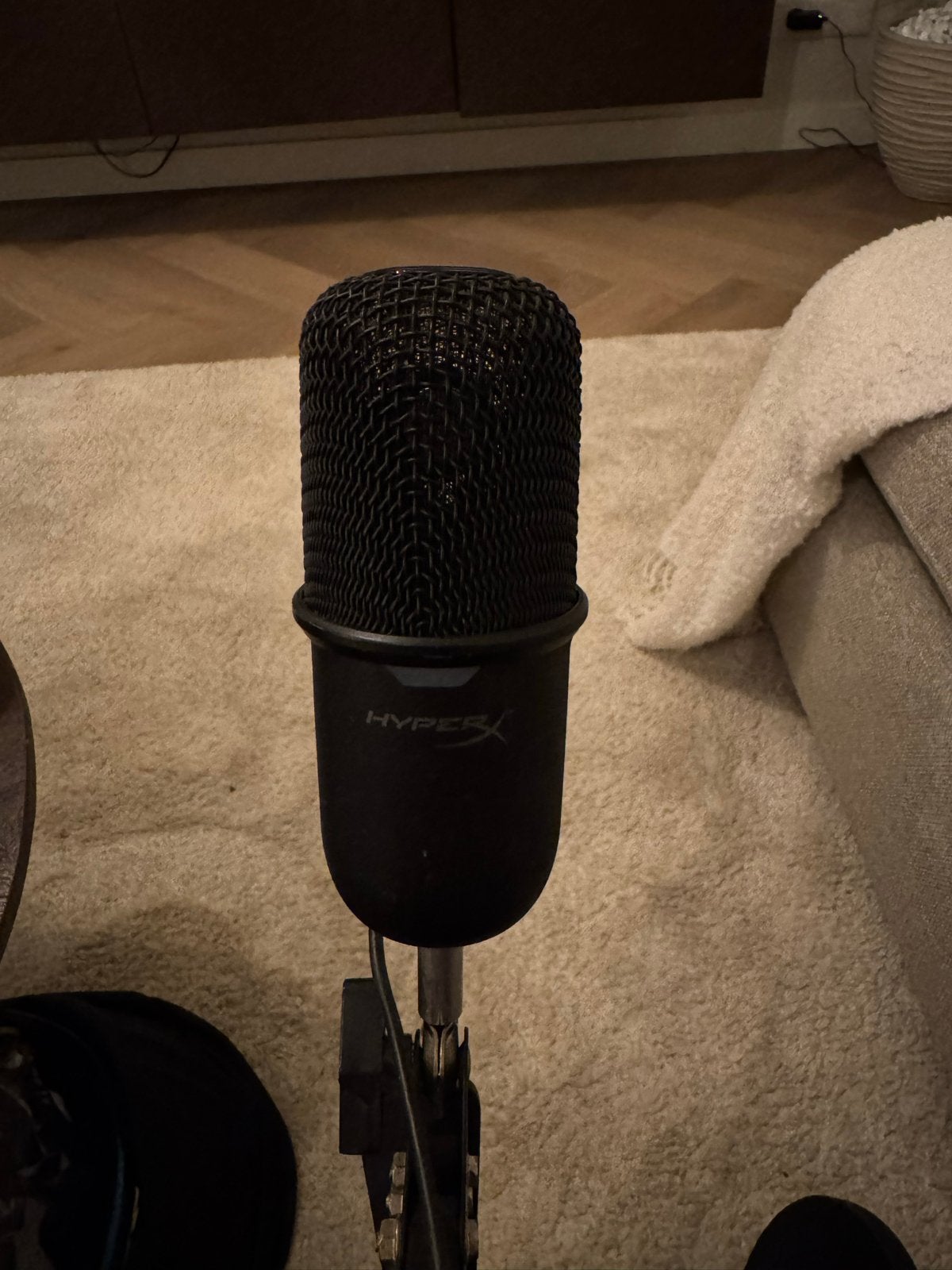 HyperX Solocast USB Microfoon met Microfoonarm, Muziek en Instrumenten, Ophalen of Verzenden, Gebruikt, Studiomicrofoon
