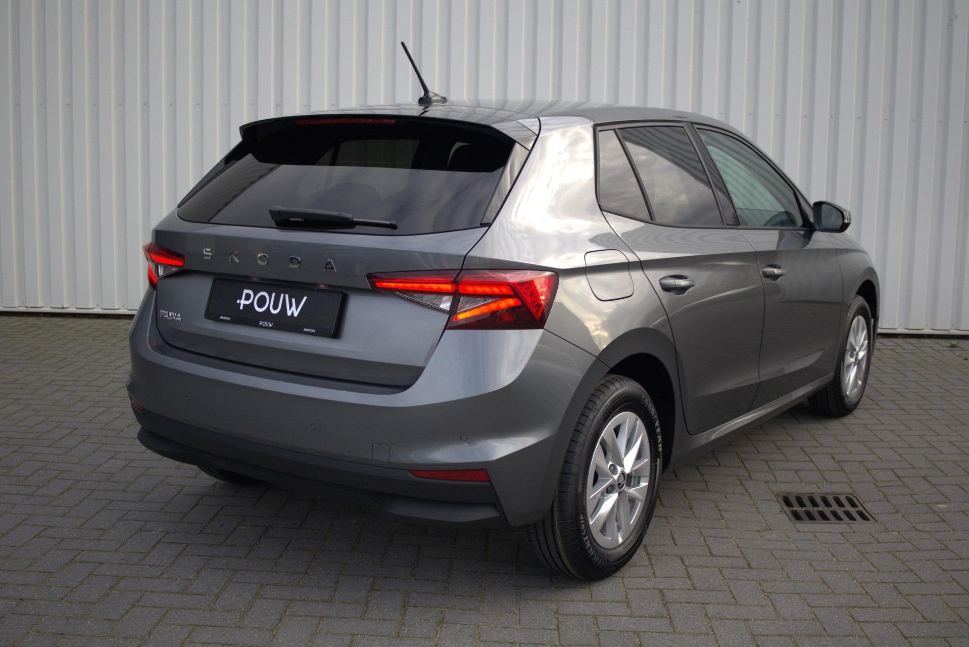 Skoda Fabia 1.0 TSI 95pk Selection | 15" Velgen | Getint Gla, Auto's, Voorwielaandrijving, 12 maanden, Stof, 95 pk