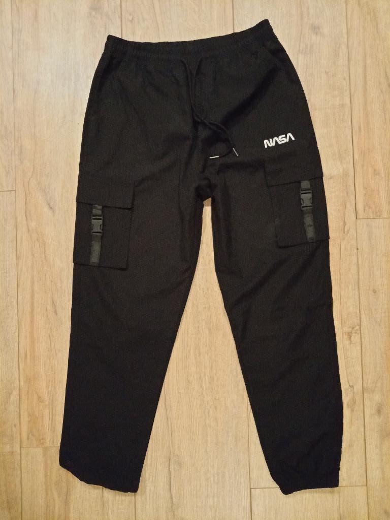 Zwarte NASA tagwear broek maat S, Kleding | Heren, Ophalen of Verzenden, Zo goed als nieuw, Maat 46 (S) of kleiner, Zwart