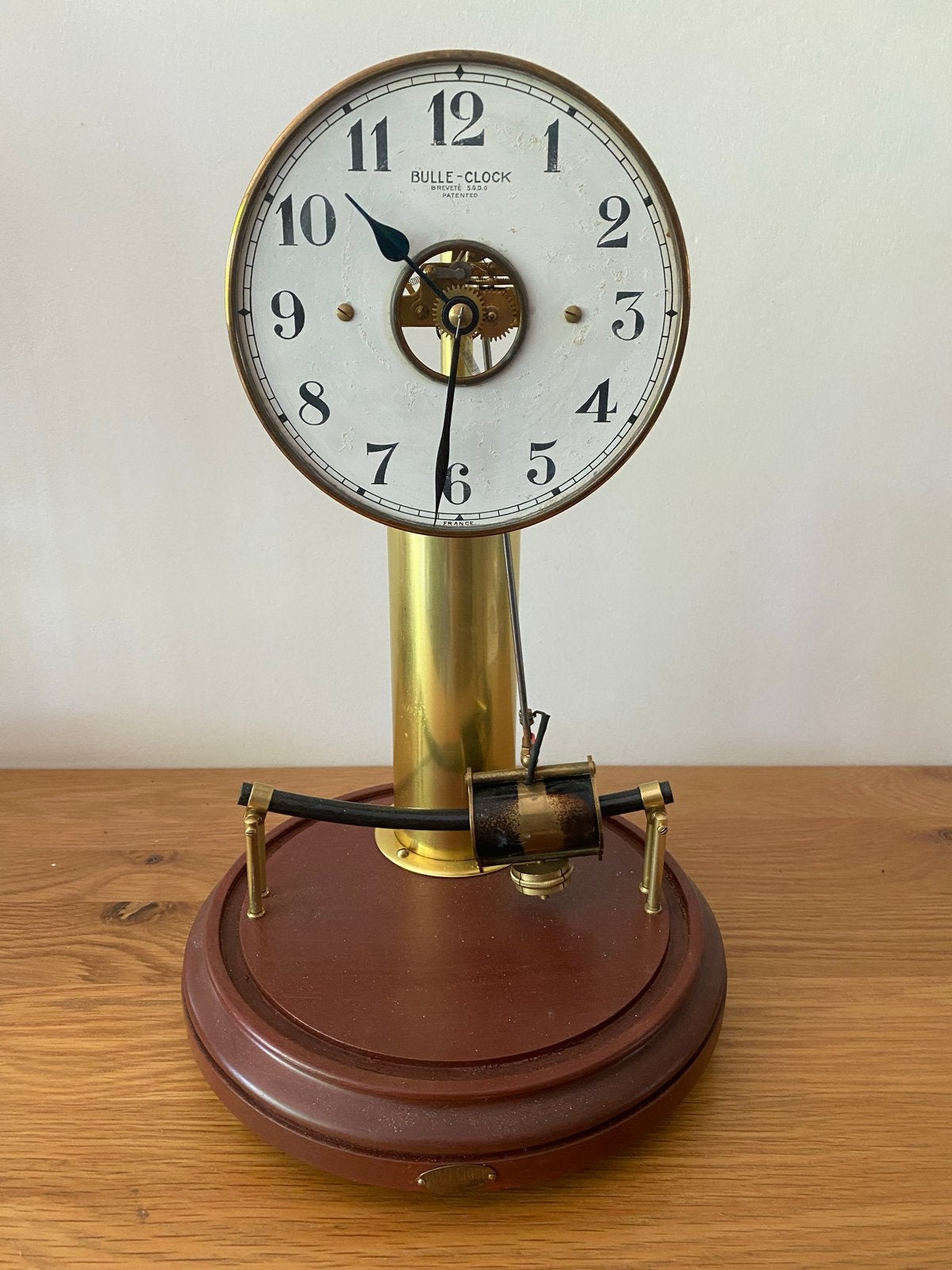 Antieke Bulle-Clock elektrische stolpklok zonder stolp, Antiek en Kunst, Antiek | Klokken, Ophalen