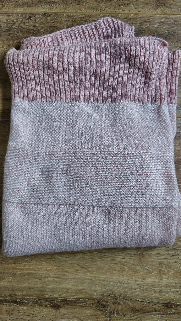 Roze dekentje 145 x 165 cm, Ophalen of Verzenden, Nieuw, Woondeken, Roze
