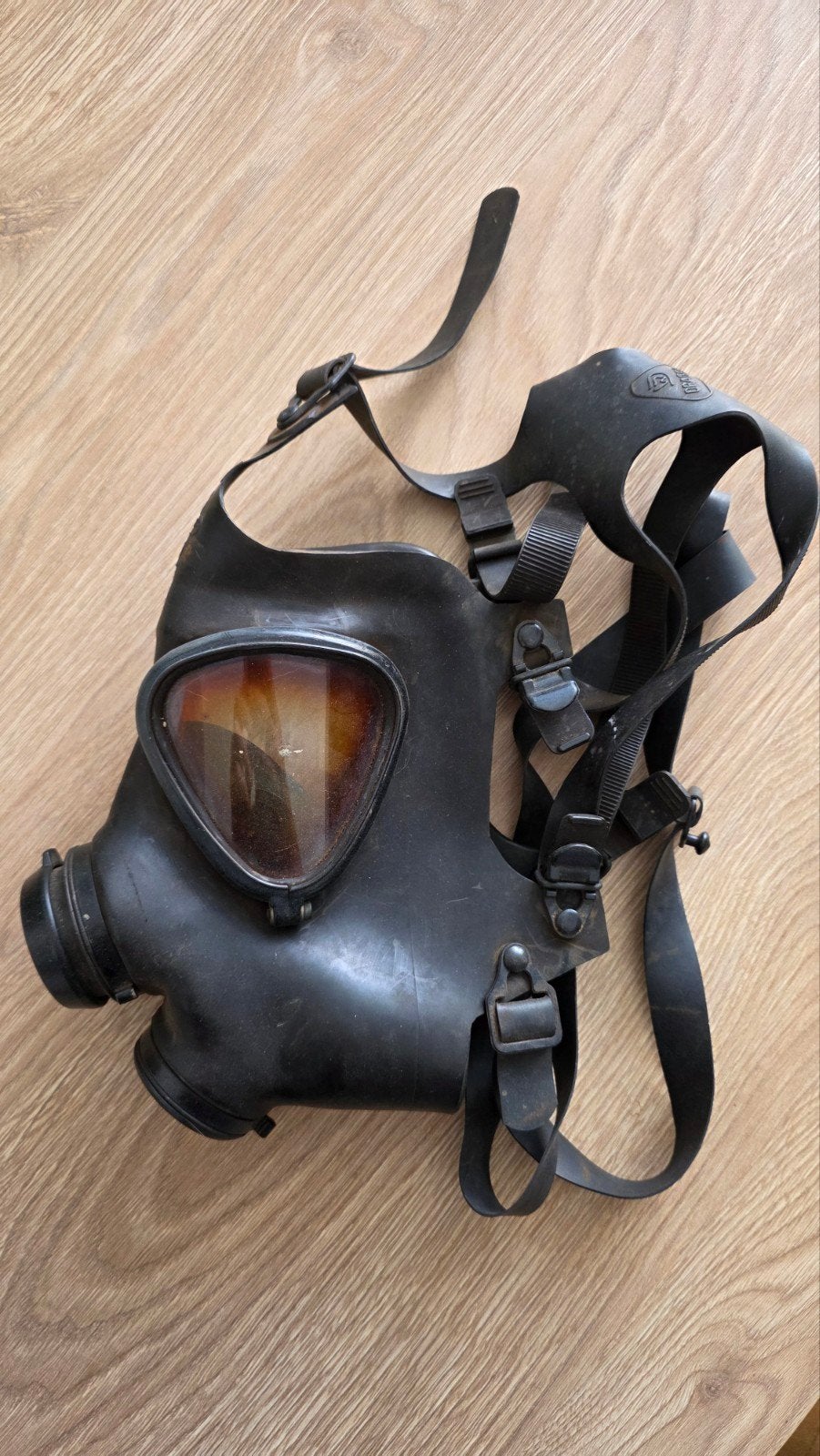 Oud Gasmasker Merk drager, Ophalen of Verzenden, Landmacht, Overige gebieden, Overige typen