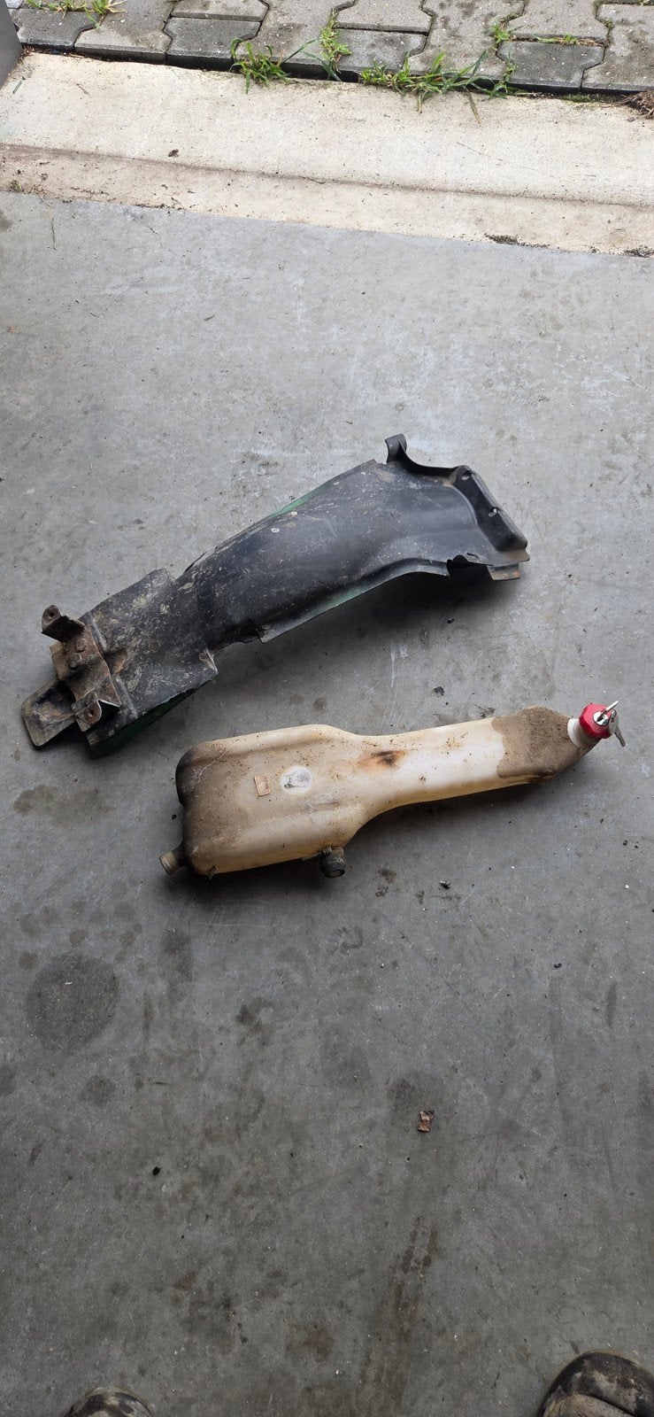 orginele olietank/binnen spatbord en beugel Honda mt5 mt8, Ophalen of Verzenden, Gebruikt, Overige typen, Overige merken
