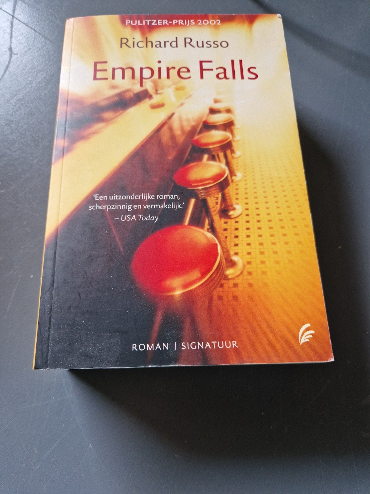Richard Russo - Empire Falls, Ophalen of Verzenden, Zo goed als nieuw, Richard Russo