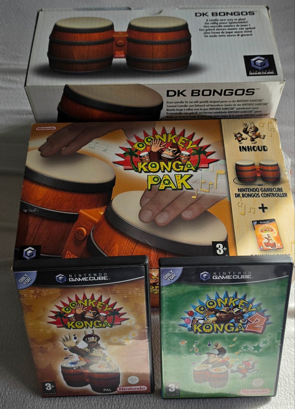 Donkey Konga Pak met DK Bongos en Donkey Konga 1 & 2, Muziek, Verzenden, 2 spelers, Eén computer