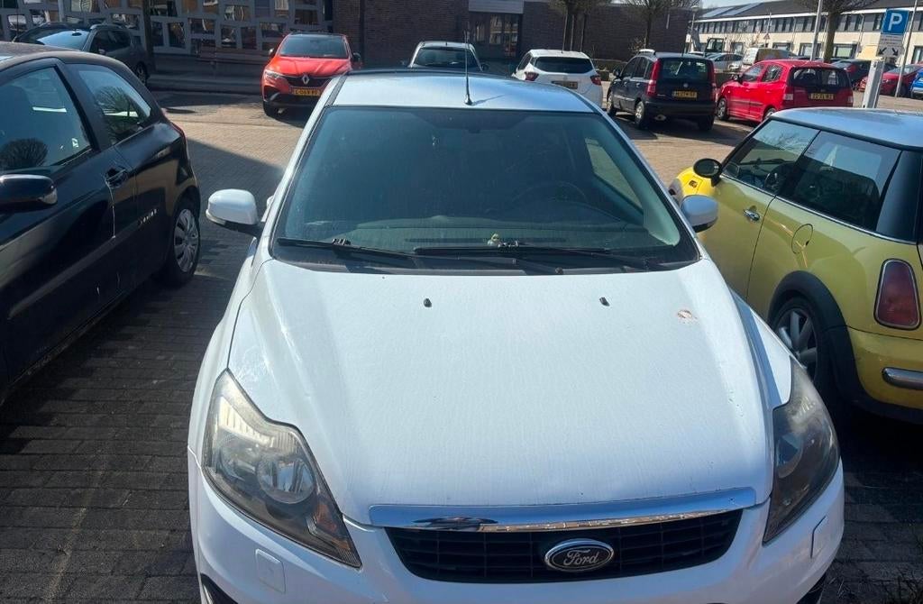Ford Focus 1.6 Ti-vct 3D 2008 Wit, Auto's, Ford, 1596 cc, 1139 kg, 4 cilinders, USB