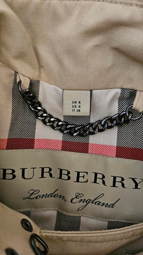 Burberry Trenchcoat Beige - Maat 38 (S) Origineel, Kleding | Dames, Jassen | Zomer, Beige, Ophalen of Verzenden, Zo goed als nieuw