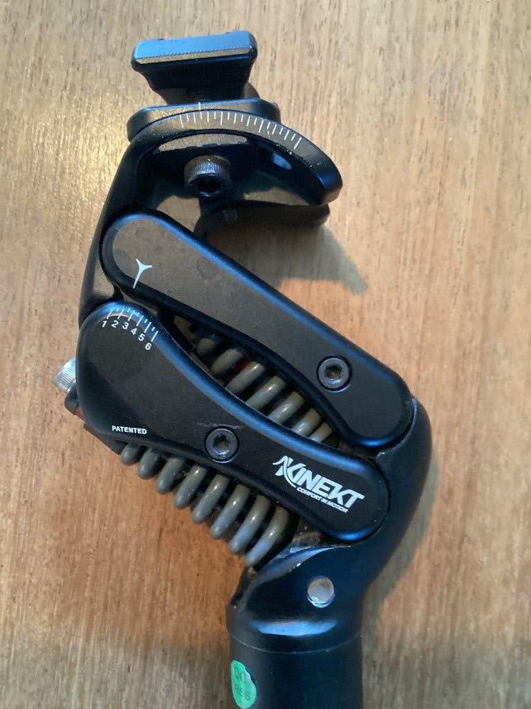 KINEKT | verende zadelpen | 30,9 mm | LR versie < 82 kg, Fietsen en Brommers, Ophalen of Verzenden, Zo goed als nieuw