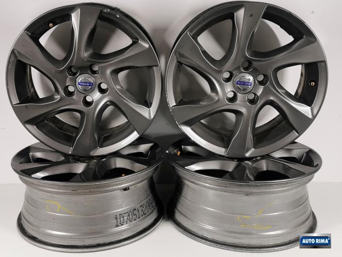 Sportvelgen Set van een Volvo V40, Gebruikt, -, -, Ophalen of Verzenden