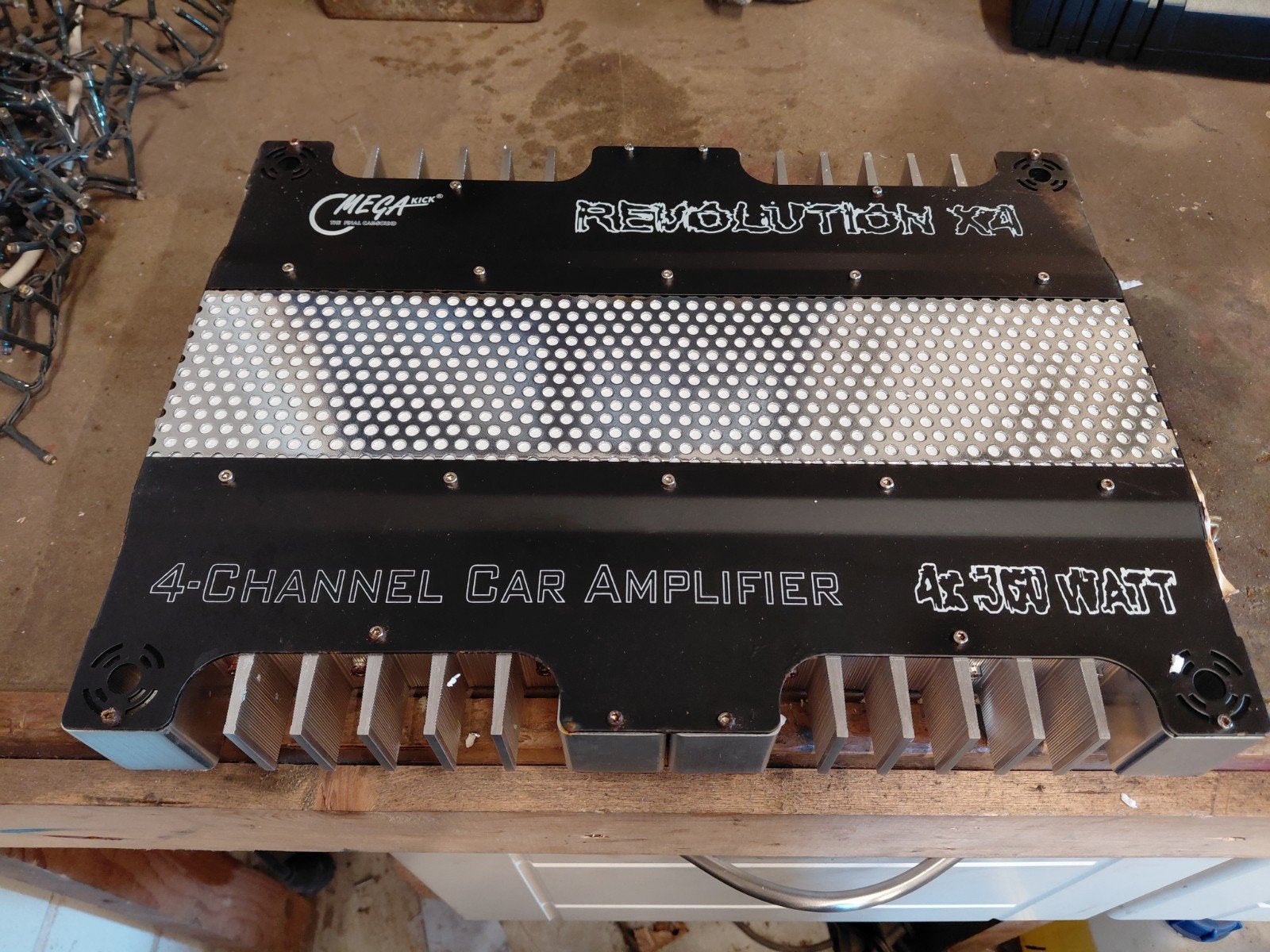 Magakick revolution x4, Auto diversen, Autospeakers, Ophalen of Verzenden