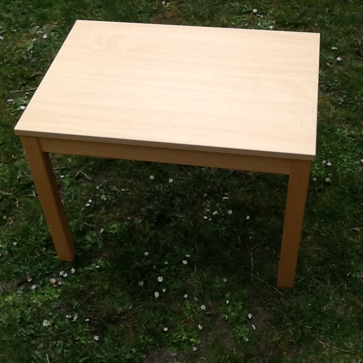 kleutertafel, Ophalen, Zo goed als nieuw, Tafel(s)