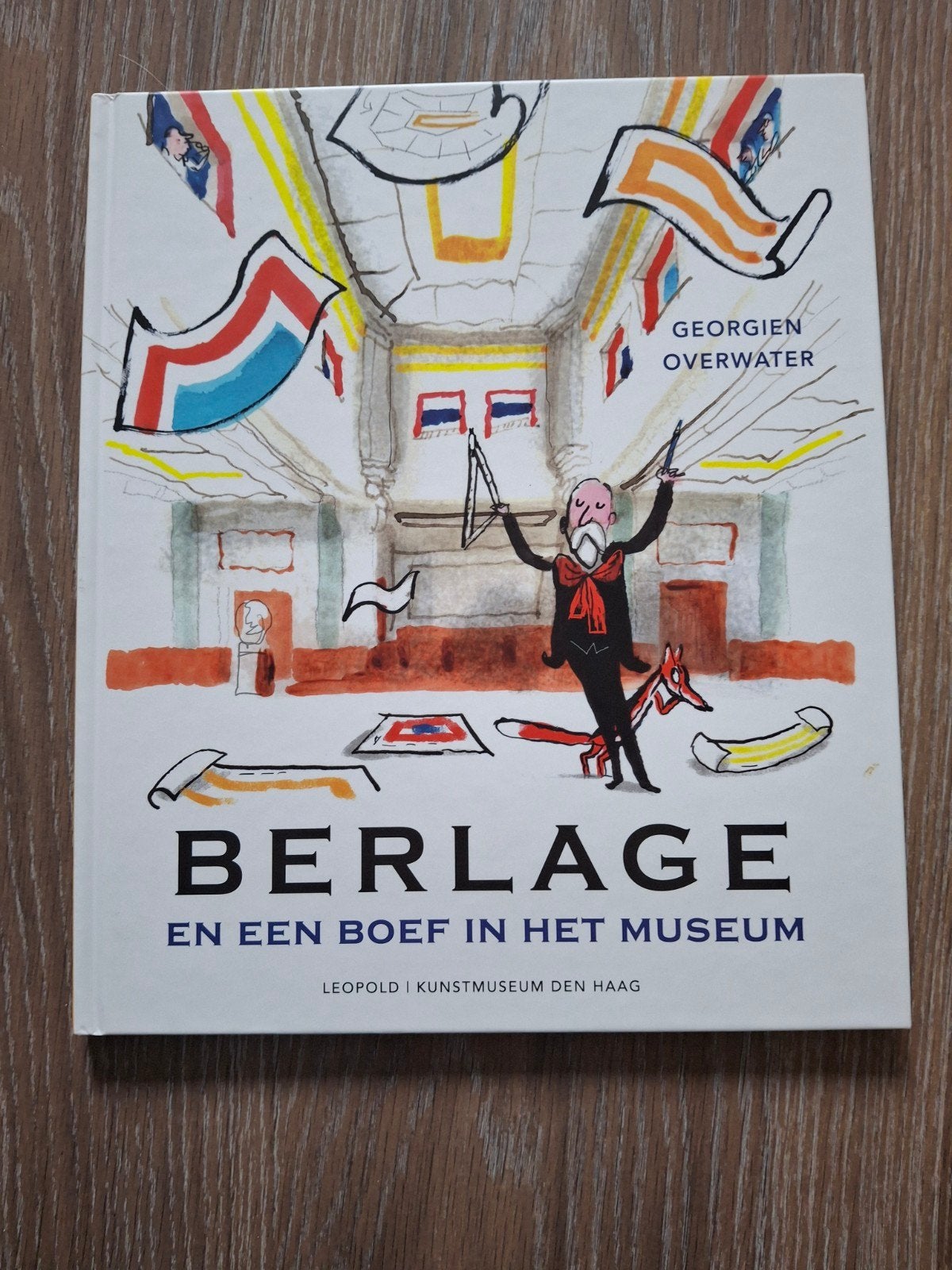 Georgien Overwater - Berlage en een boef in het museum, Fictie algemeen, Ophalen of Verzenden, Zo goed als nieuw, Georgien Overwater