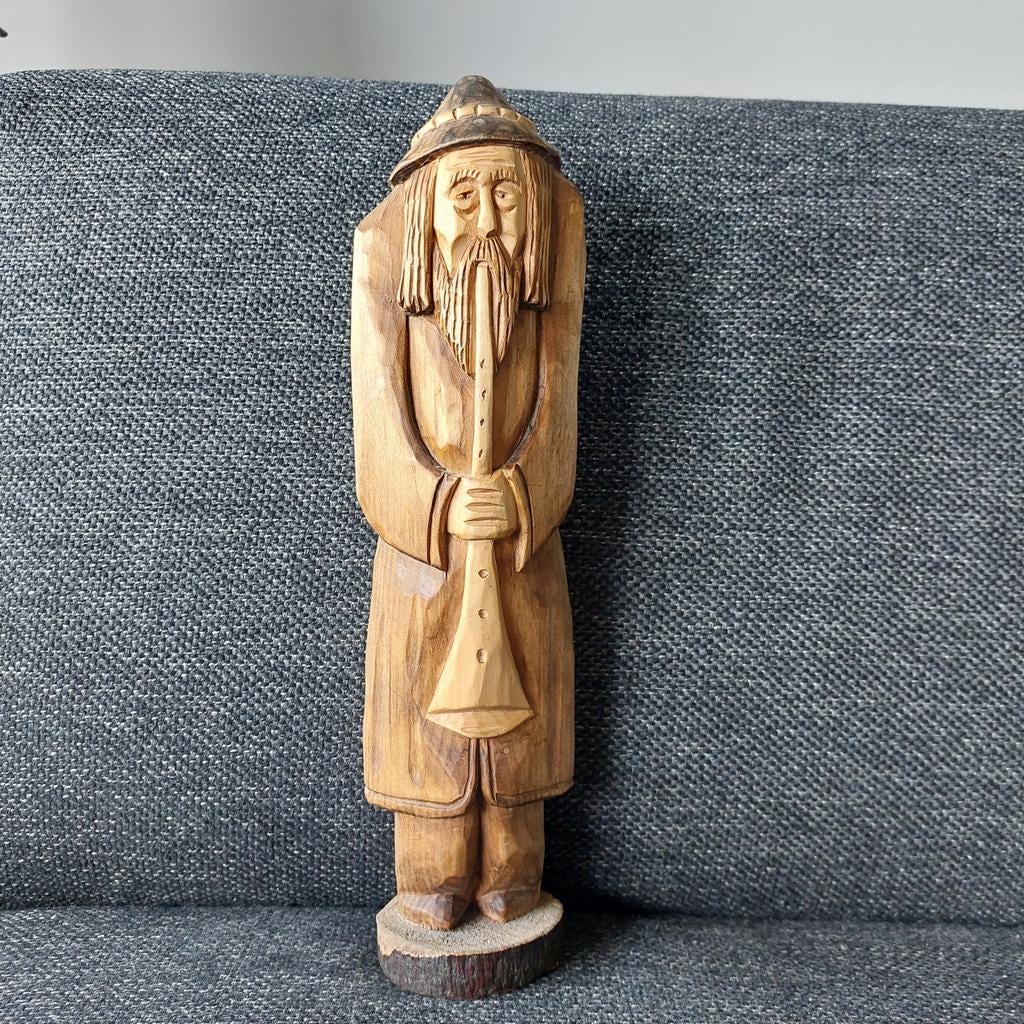 Houten beeld van een man met fluit - Handgesneden, Ophalen of Verzenden, 20 - 50 cm, Beeld, Hout