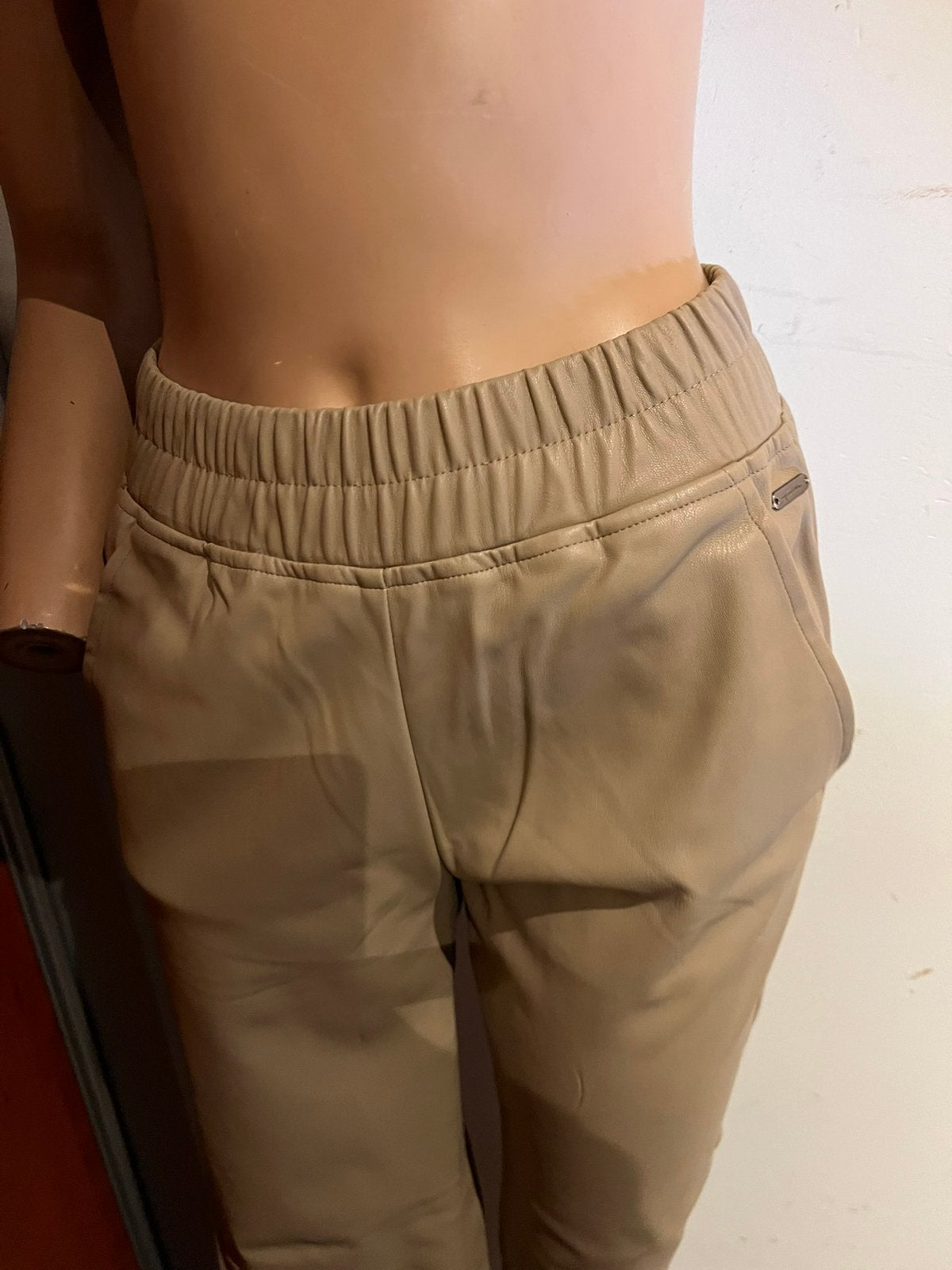 AMBIKA broek vegan leer maat L zgan, F, G, R, Beige