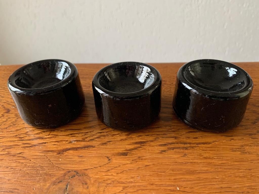 3 Zwarte Glazen Ronde Kaarsenhouders Nieuw, Ophalen of Verzenden, Nieuw, Overige materialen, Minder dan 25 cm