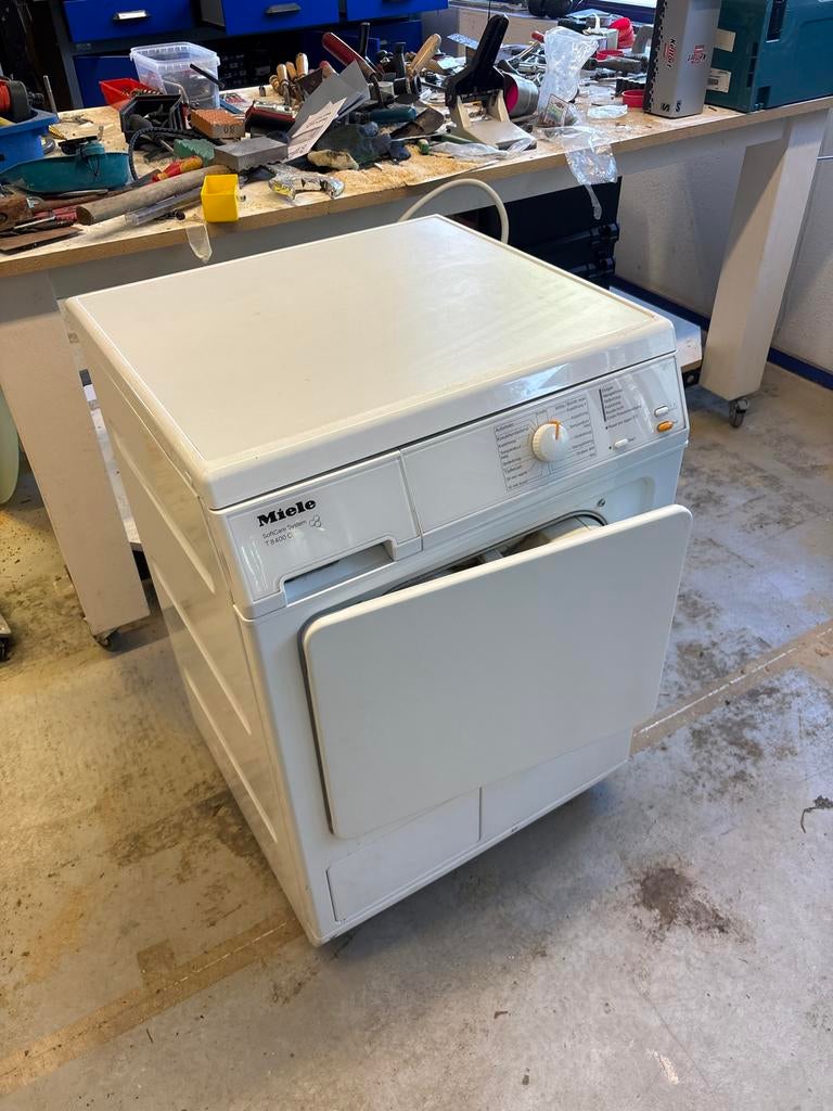 Kapotte Miele T 8400 C SoftCare System Condensdroger, Ophalen, 6 tot 8 kg, Gebruikt, Voorlader