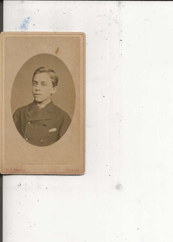 CdV Jonge man met lefzakdoekje GL Mulder, Ophalen of Verzenden, Voor 1920, Ongelopen, Utrecht