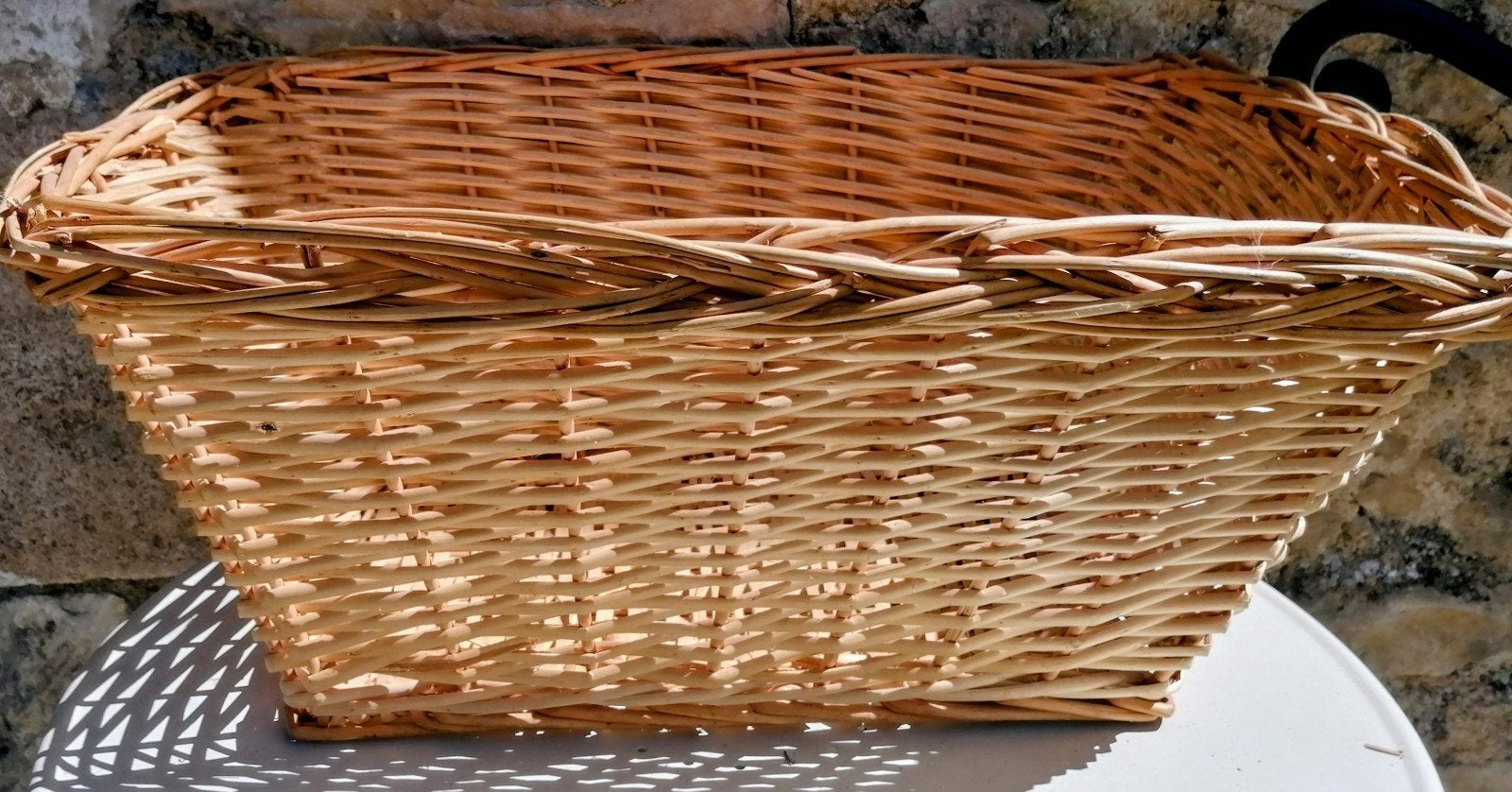 Grote rieten mand - 63x50x30 cm, Huis en Inrichting, Woonaccessoires | Schalen en Manden, Ophalen, Gebruikt, Mand, Riet