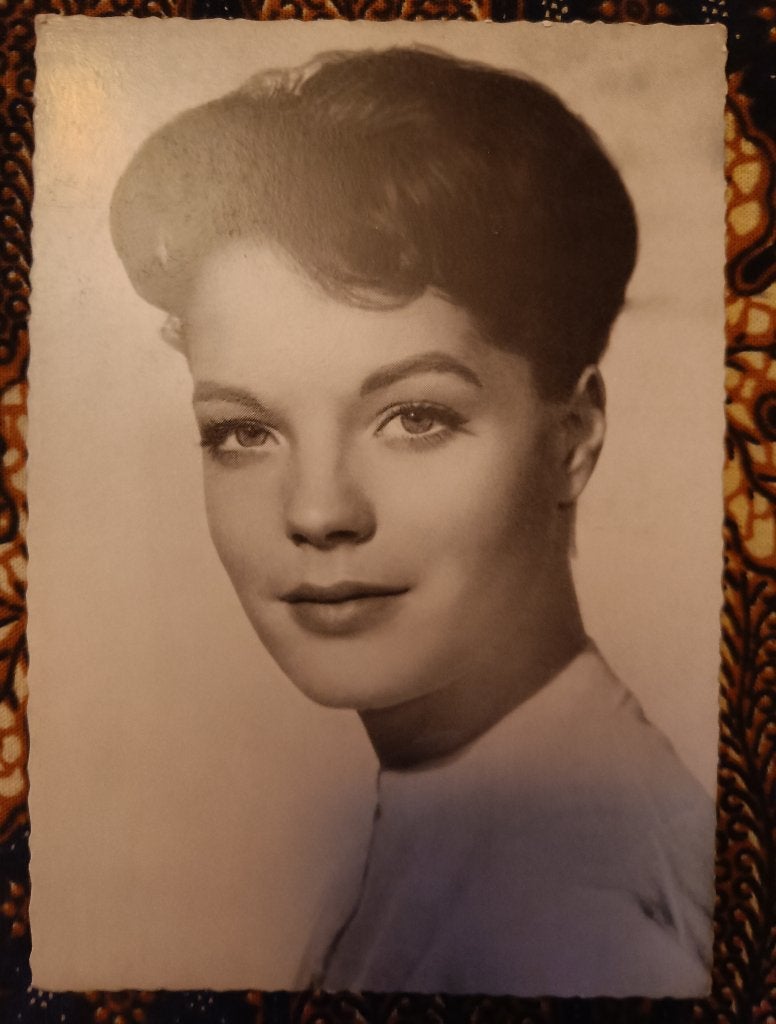 ROMY SCHNEIDER ANSICHTKAART 94 SISI KAART FOTO VINTAGE retro, Verzenden, 1940 tot 1960, Ongelopen, Sterren en Beroemdheden